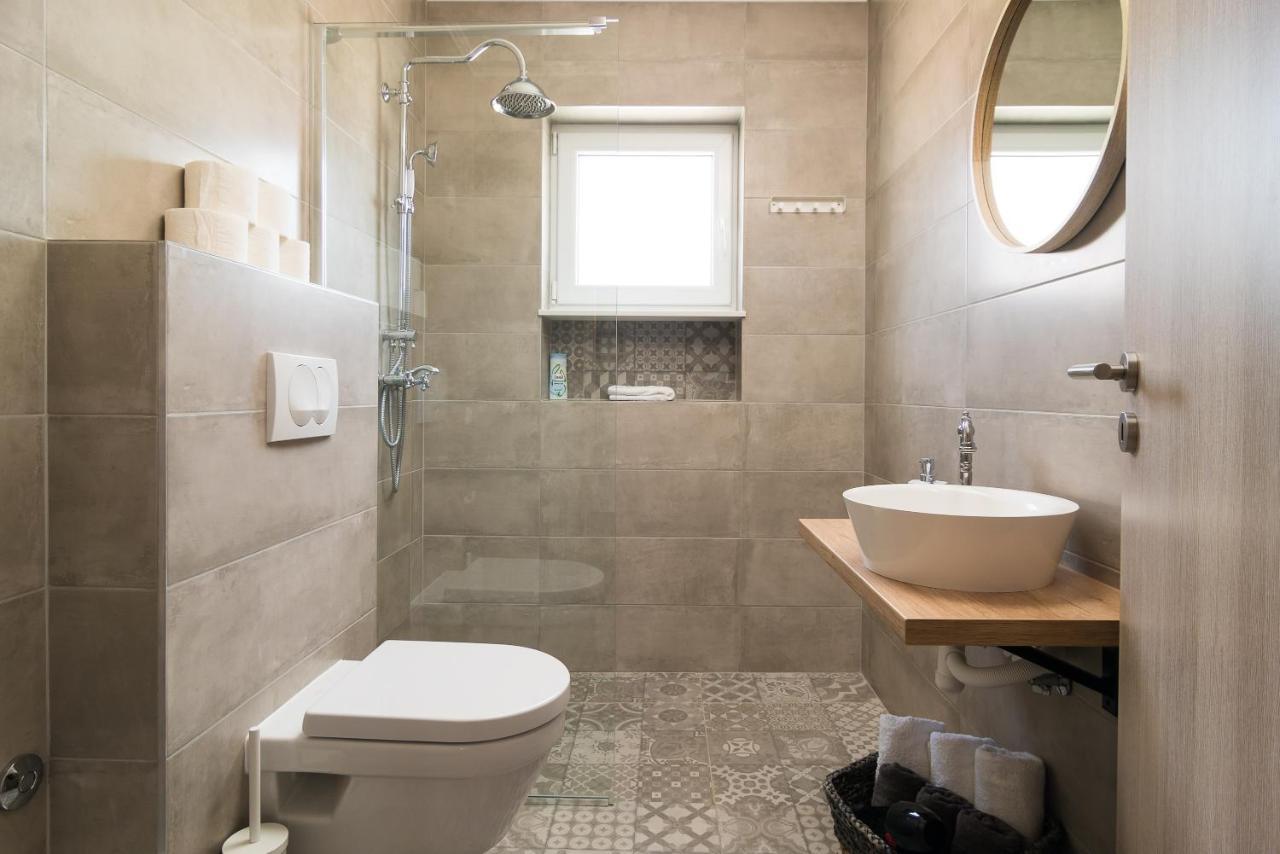 Regius White Trogir