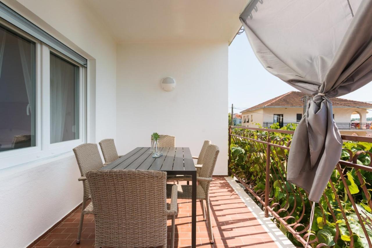Apartman Regius White *